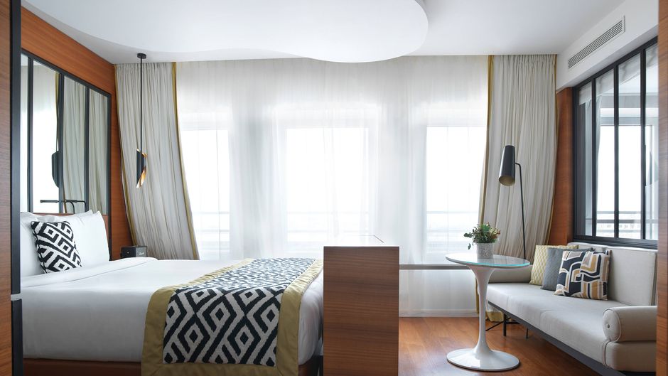 Renaissance Paris Republique Hotel Room