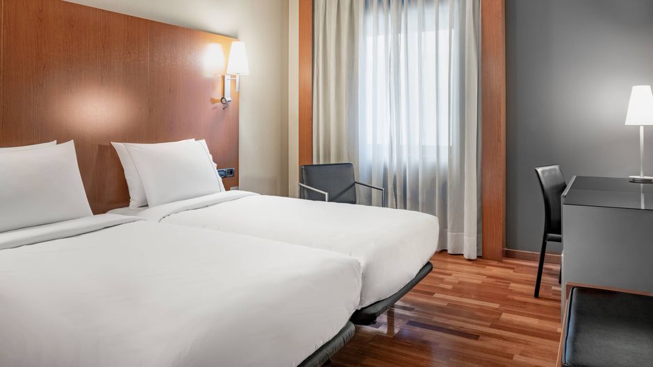 AC Hotel Ponferrada Room