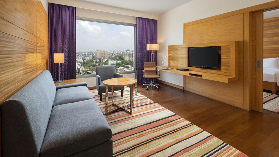 Courtyard by Marriott Gurugram Downtown Suite
