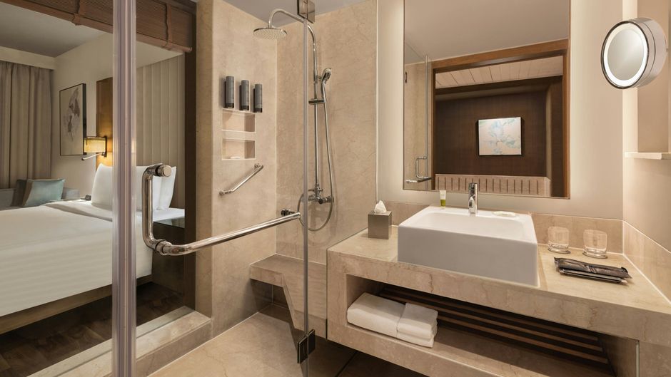 Courtyard by Marriott Gurugram Downtown Room