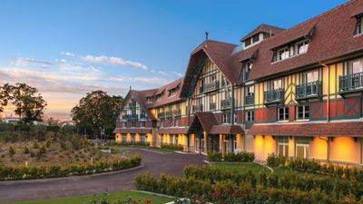 Renaissance Paris Hippodrome de St Cloud