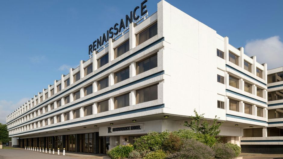 Renaissance London Heathrow Hotel Exterior