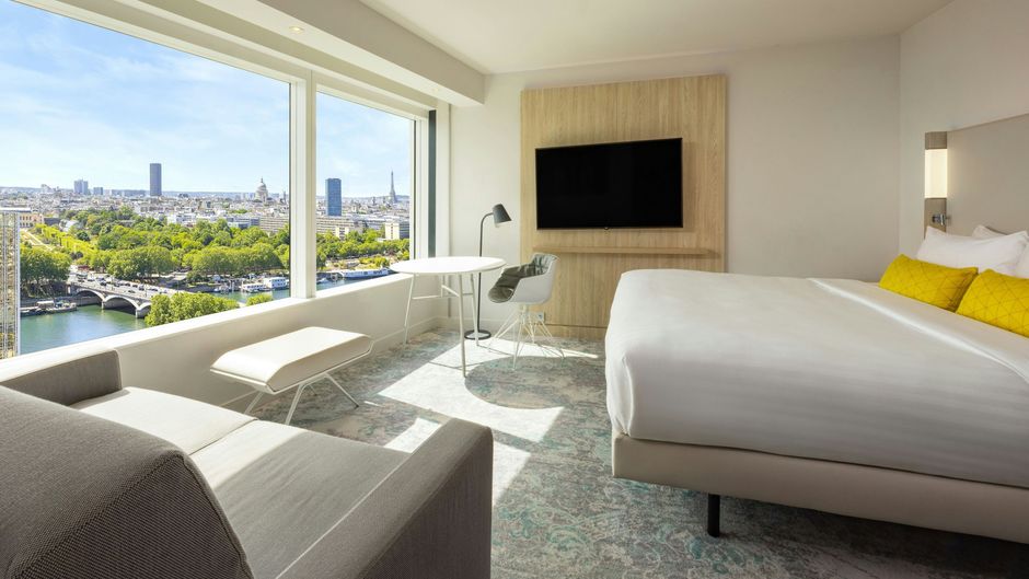 Courtyard Paris Gare de Lyon Room