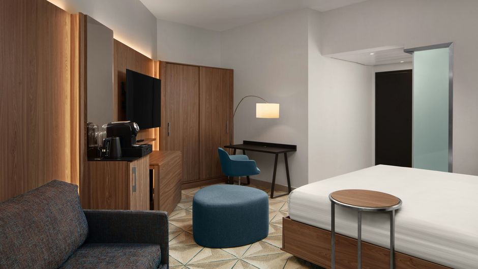 Courtyard Paris Porte de Versailles Suite