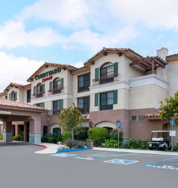 Courtyard Thousand Oaks Ventura County