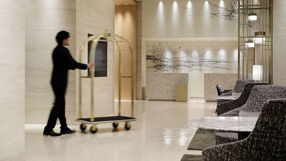 Courtyard by Marriott Osaka Honmachi Lobby