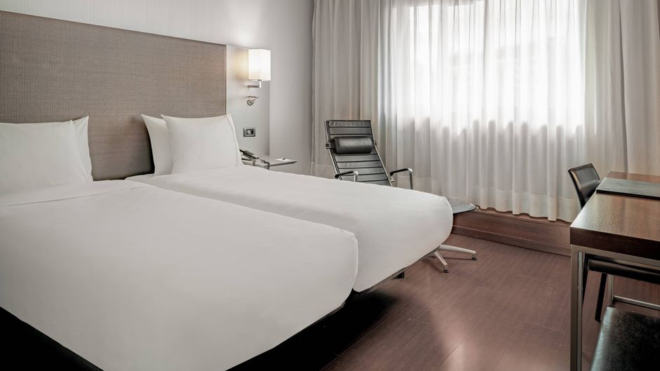 AC Hotel Porto Room