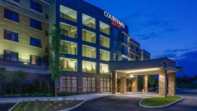 Courtyard Pittsburgh North/CranberryWood