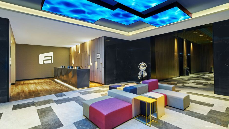 Aloft Shijiazhuang Lobby