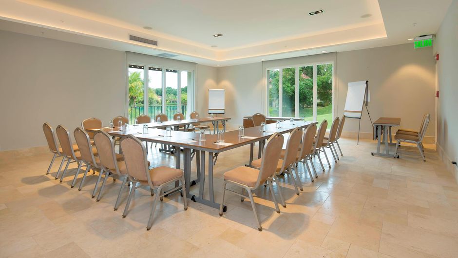 Buenaventura Golf & Beach Resort Meeting