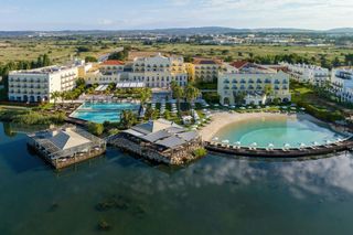 Domes Lake Algarve, Autograh Collection
