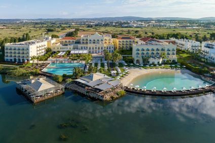 Domes Lake Algarve, Autograh Collection