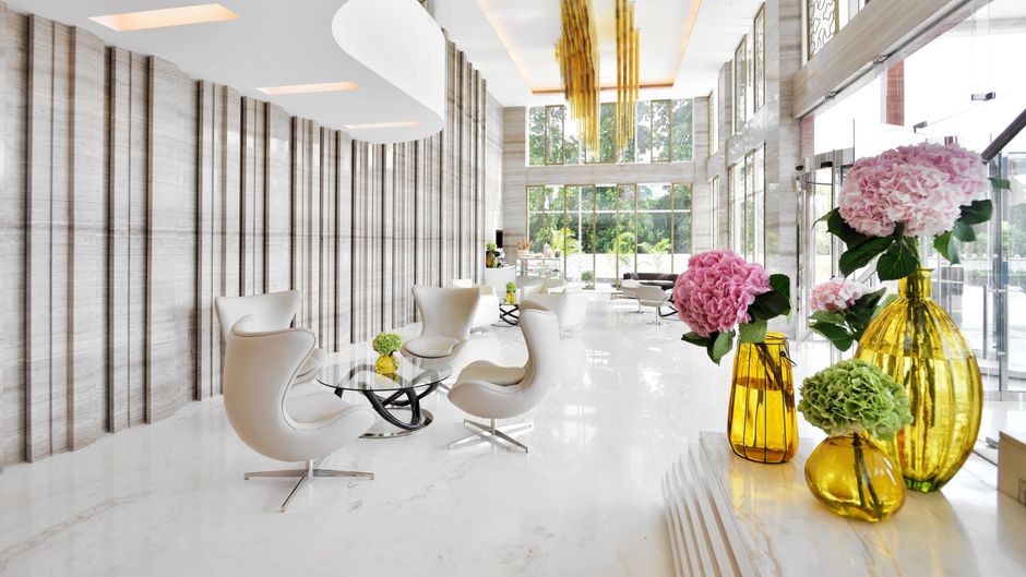 Renaissance Lucknow Hotel Lobby