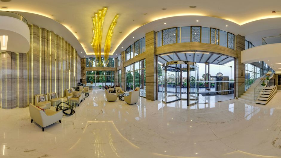 Renaissance Lucknow Hotel Lobby