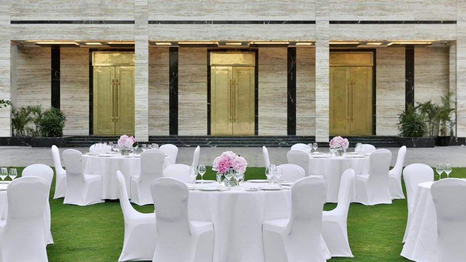 Renaissance Lucknow Hotel Lobby
