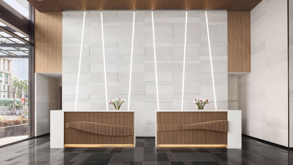 Courtyard by Marriott Phnom Penh Lobby