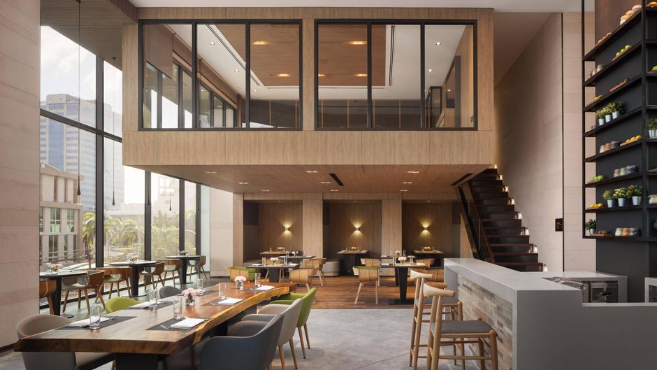 Courtyard by Marriott Phnom Penh Restaurant