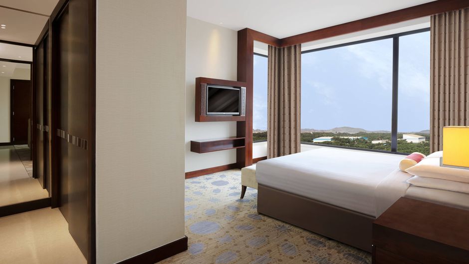 Courtyard by Marriott Pune Chakan Suite