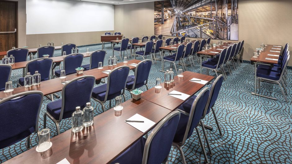 Courtyard by Marriott Prague City Meeting