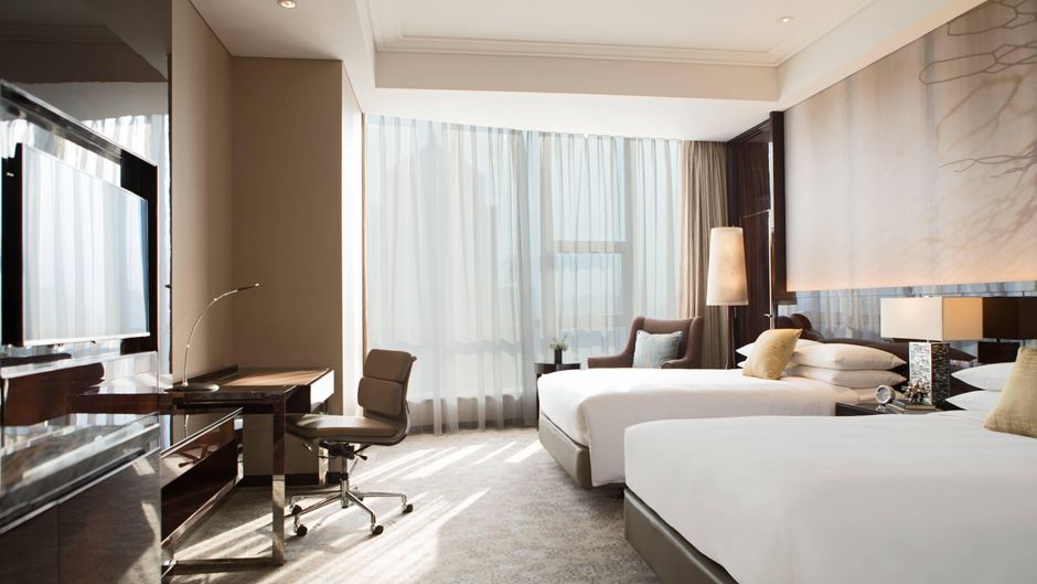 Renaissance Shanghai Pudong Hotel Room