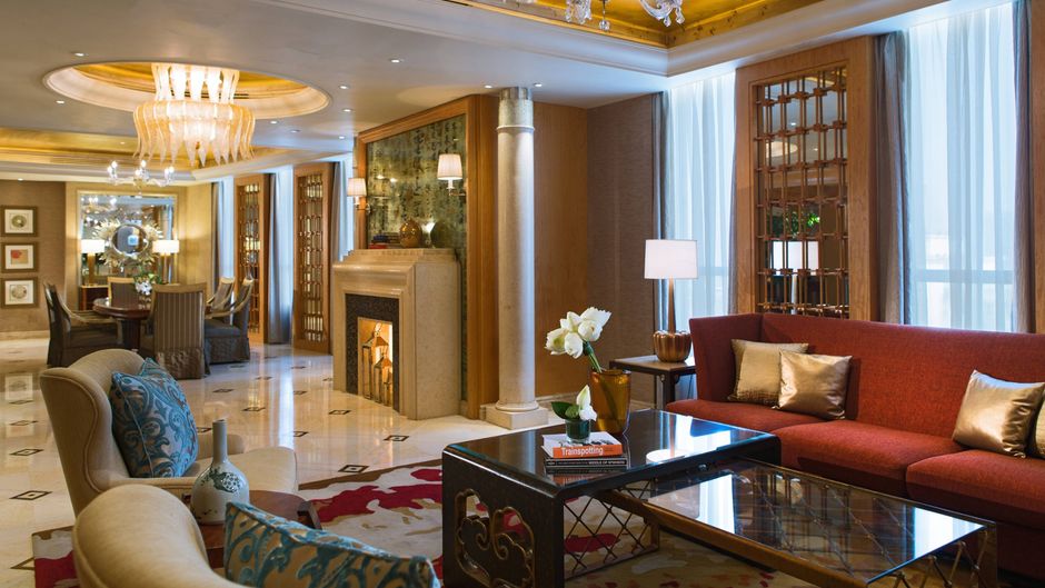 Renaissance Shanghai Pudong Hotel Suite