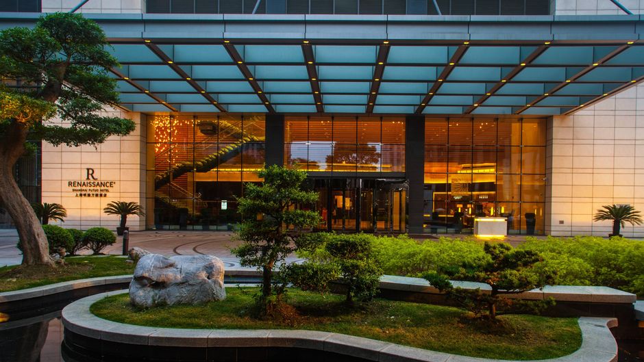 Renaissance Shanghai Putuo Hotel Exterior