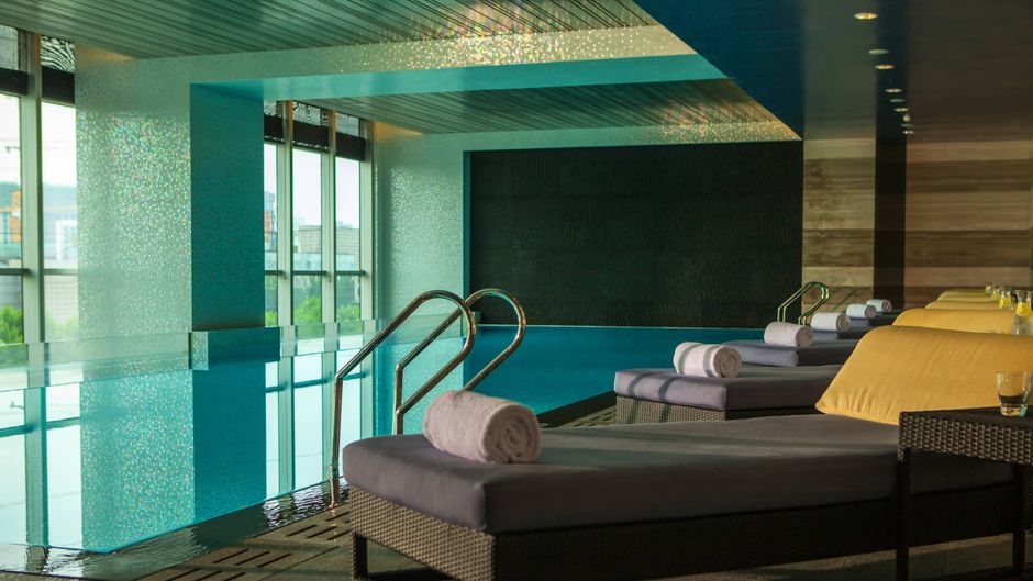 Renaissance Shanghai Putuo Hotel Pool