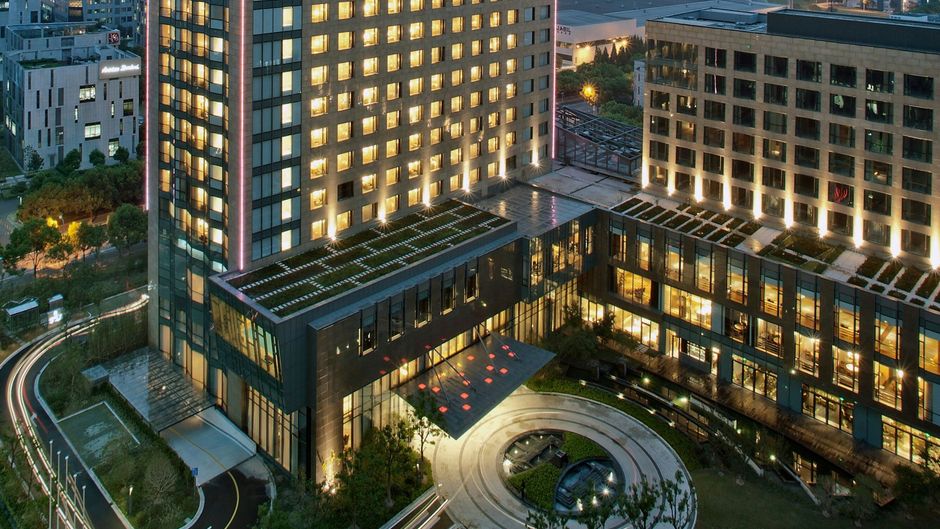 Renaissance Shanghai Caohejing Hotel Exterior