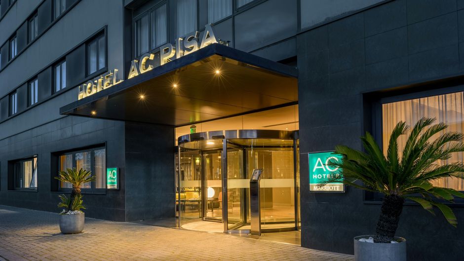 AC Hotel Pisa Exterior
