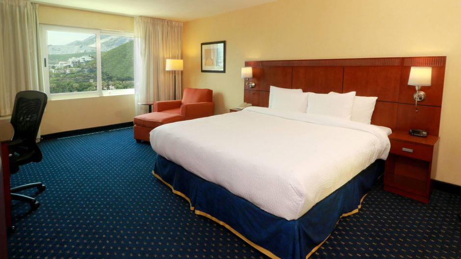 Courtyard San Jeronimo Suite