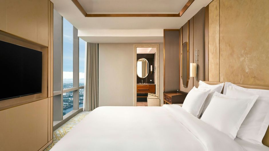 Vinpearl Landmark 81, Autograph Coll Suite