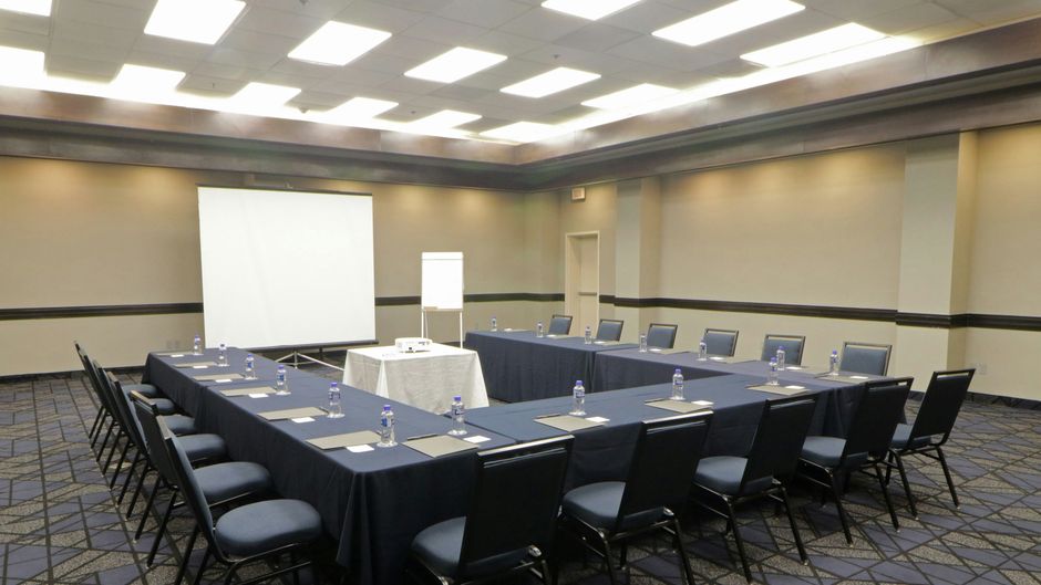 Courtyard by Marriott Monterrey Airport Meeting