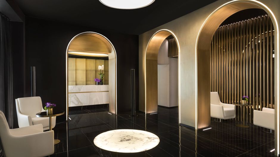 The Pantheon Iconic Rome Hotel Lobby