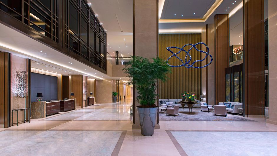 Sheraton Grand Jakarta Gandaria City Lobby