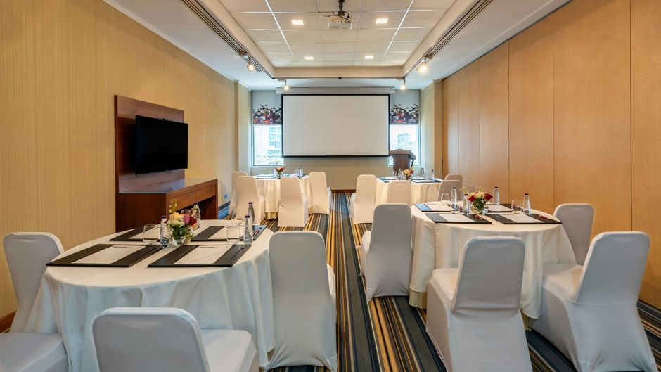 Aloft Riyadh Meeting