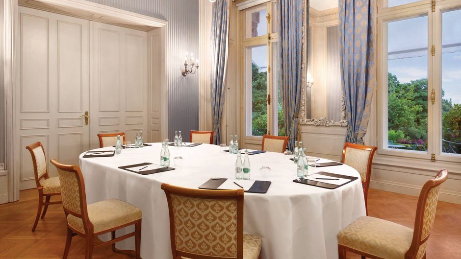 Villa Rothschild, Autograph Collection Meeting