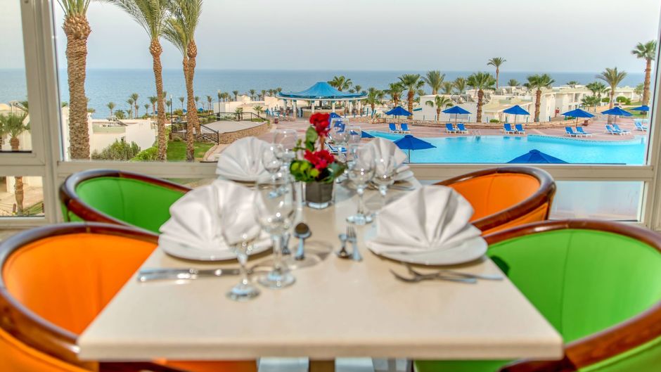 Renaissance Golden View Beach Resort Restaurant