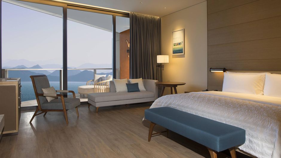 Le Meridien Xiaojing Bay Room