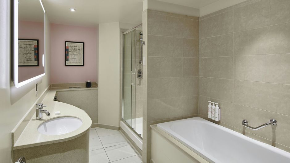 Manchester Piccadilly Hotel Room