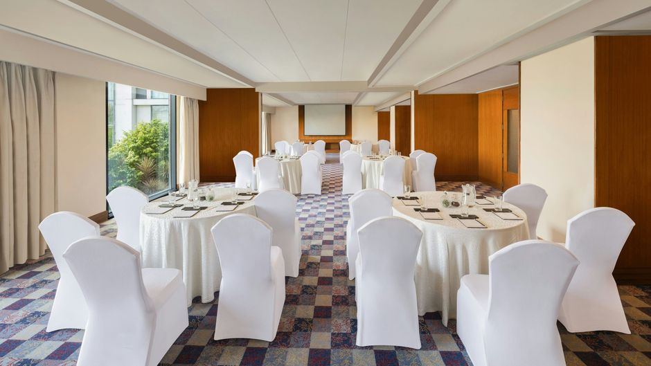 Courtyard by Marriott, Hyderabad Meeting