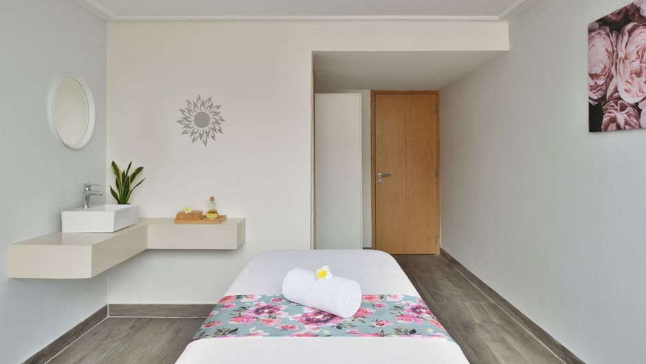 Le Meridien Hyderabad Spa