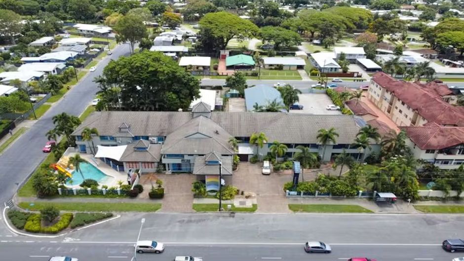 Cairns Southside International Inn Exterior