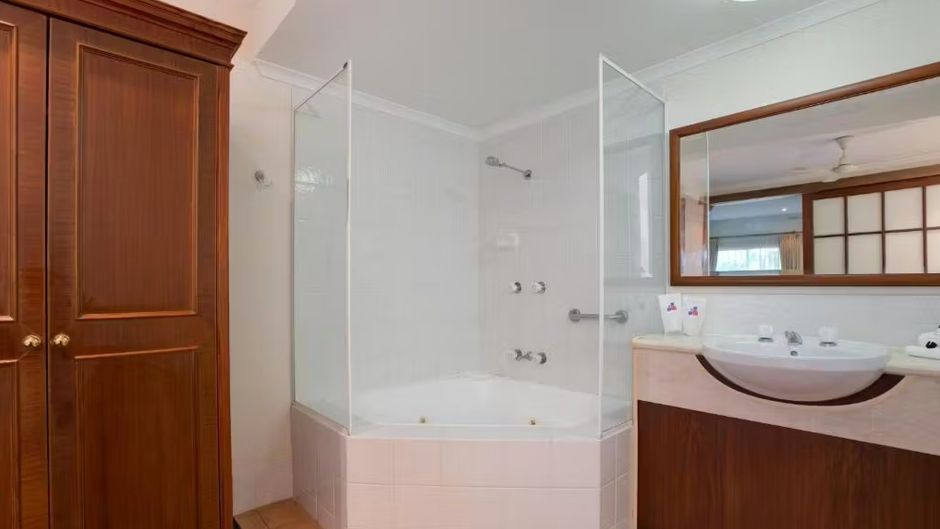 Cairns Southside International Inn Room