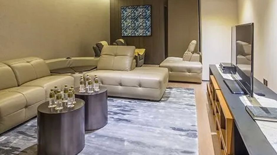 I'M Hotel Makati Suite
