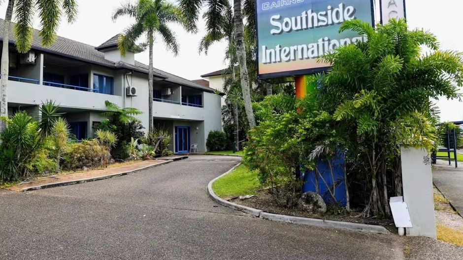 Cairns Southside International Inn Exterior