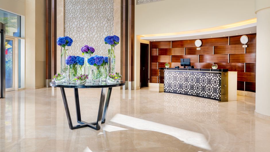 Grand Millennium Al Wahda Lobby