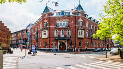 First Hotel Grand