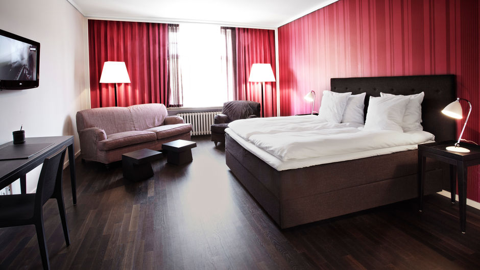 First Hotel Grand Room