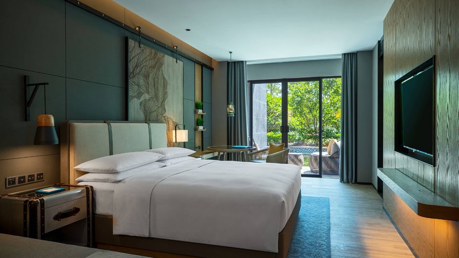Renaissance Xiamen Hotel Pool