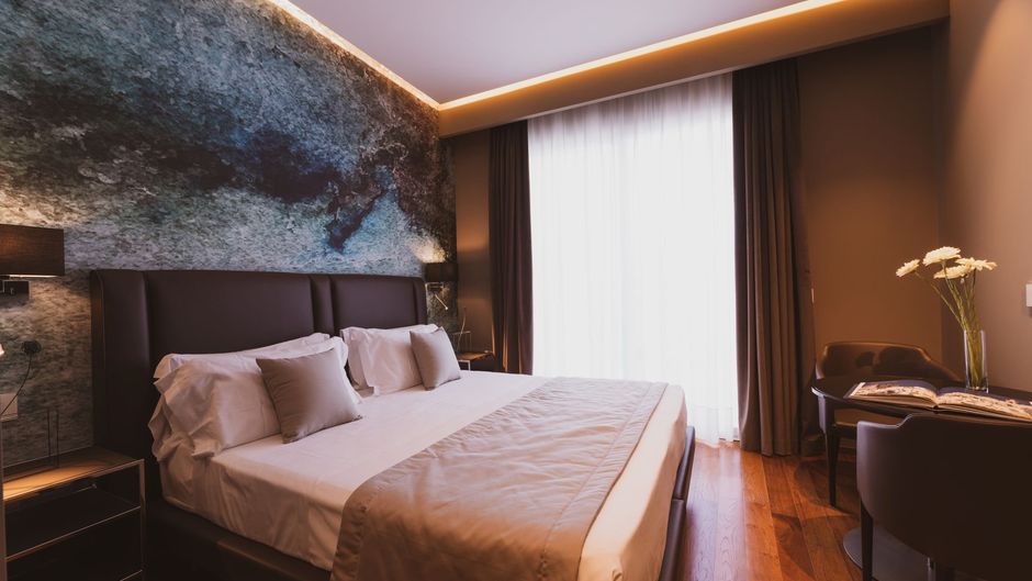 Callistos Hotel & Spa Room